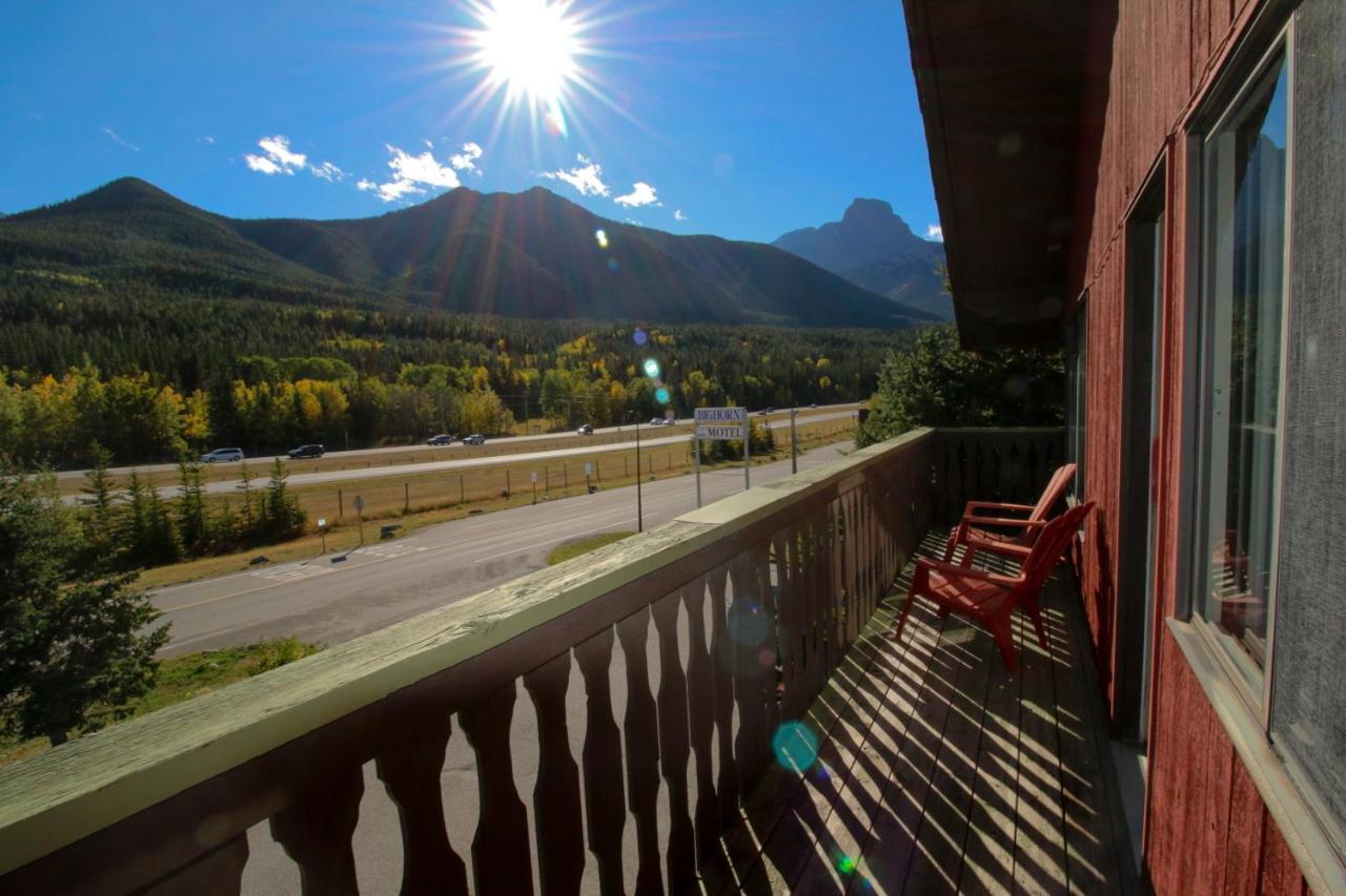 Bighorn Inn & Suites Canmore Exterior foto