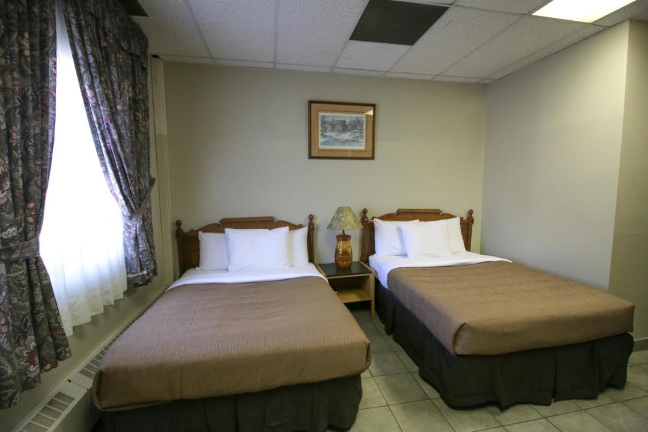 Bighorn Inn & Suites Canmore Exterior foto